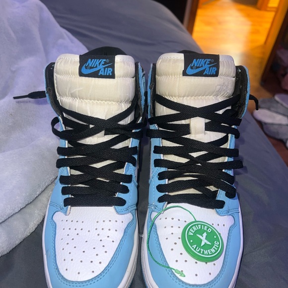 Unc blue Jordan 1s - Picture 11 of 15